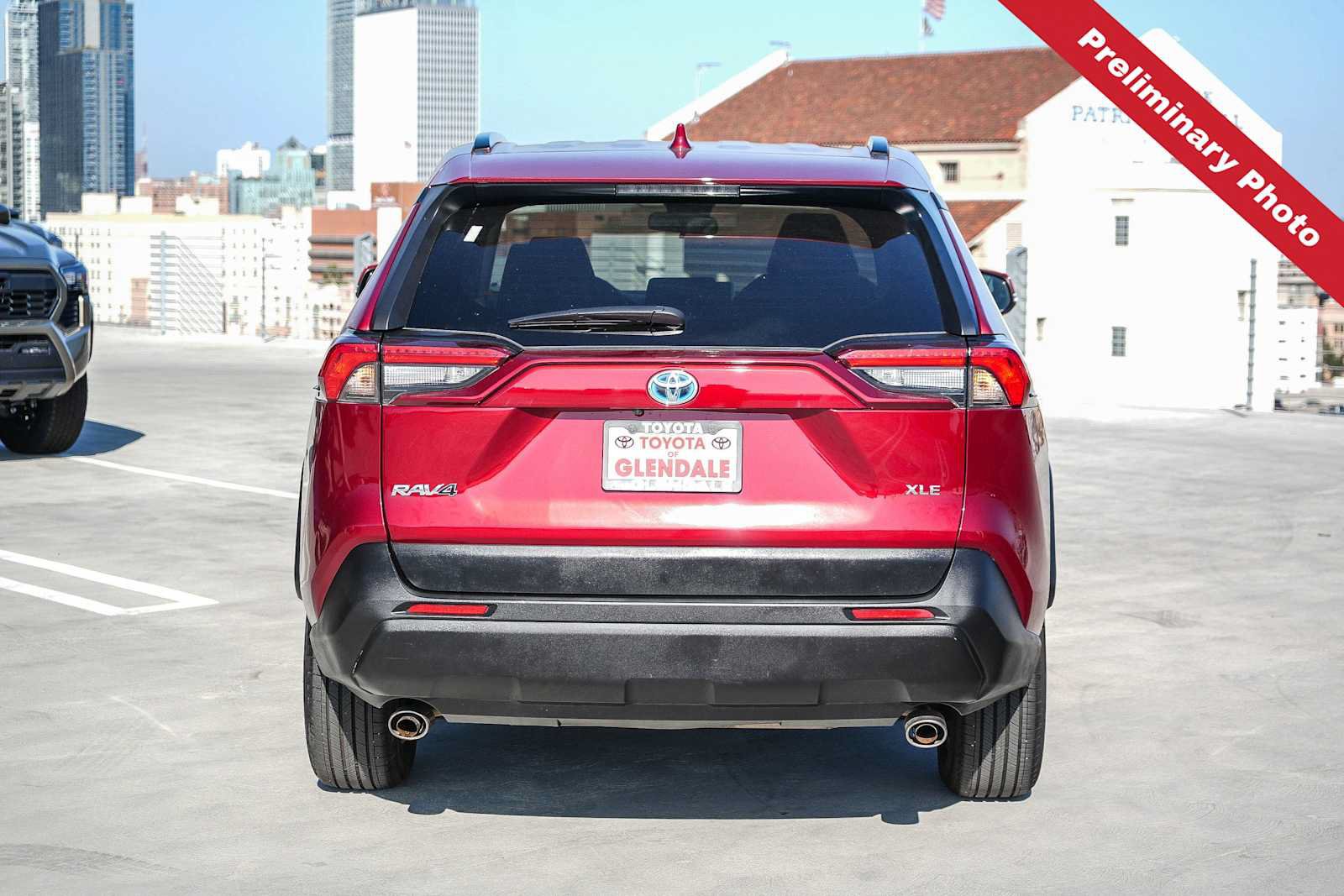 Used 2025 Toyota RAV4 XLE FWD image 7
