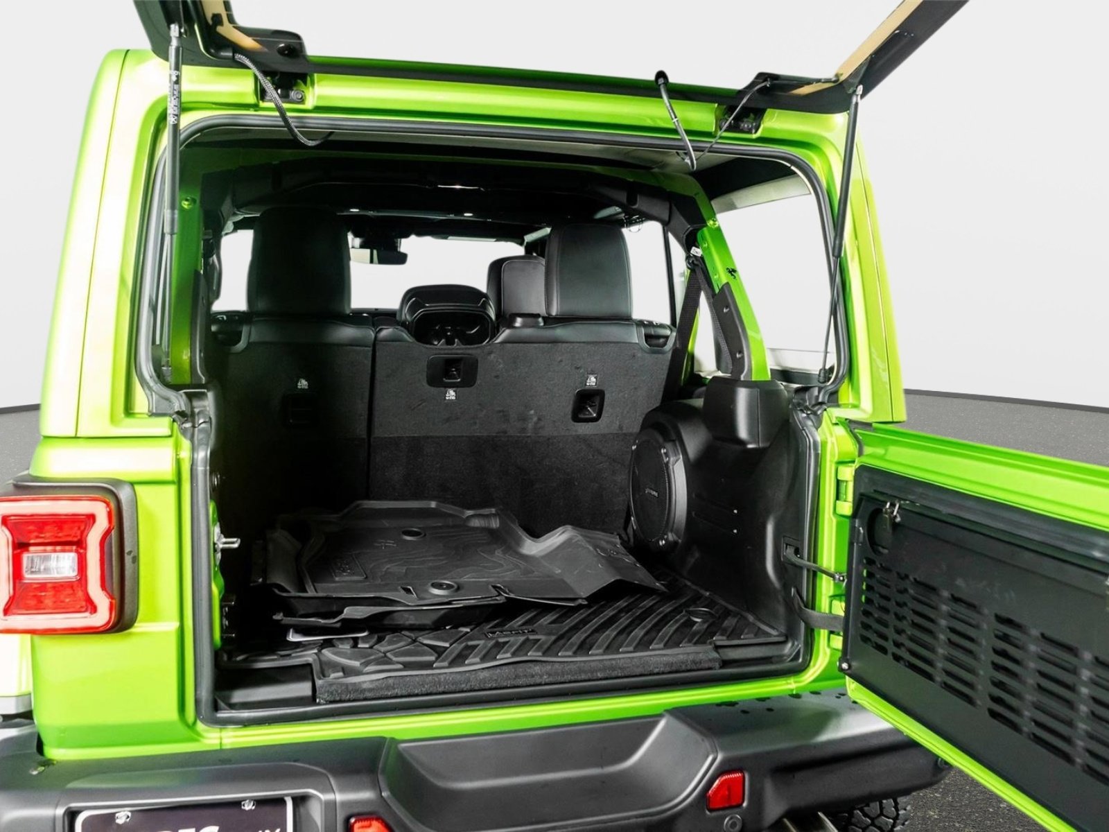 Used 2025 Jeep Wrangler Unlimited Rubicon 392 image 61