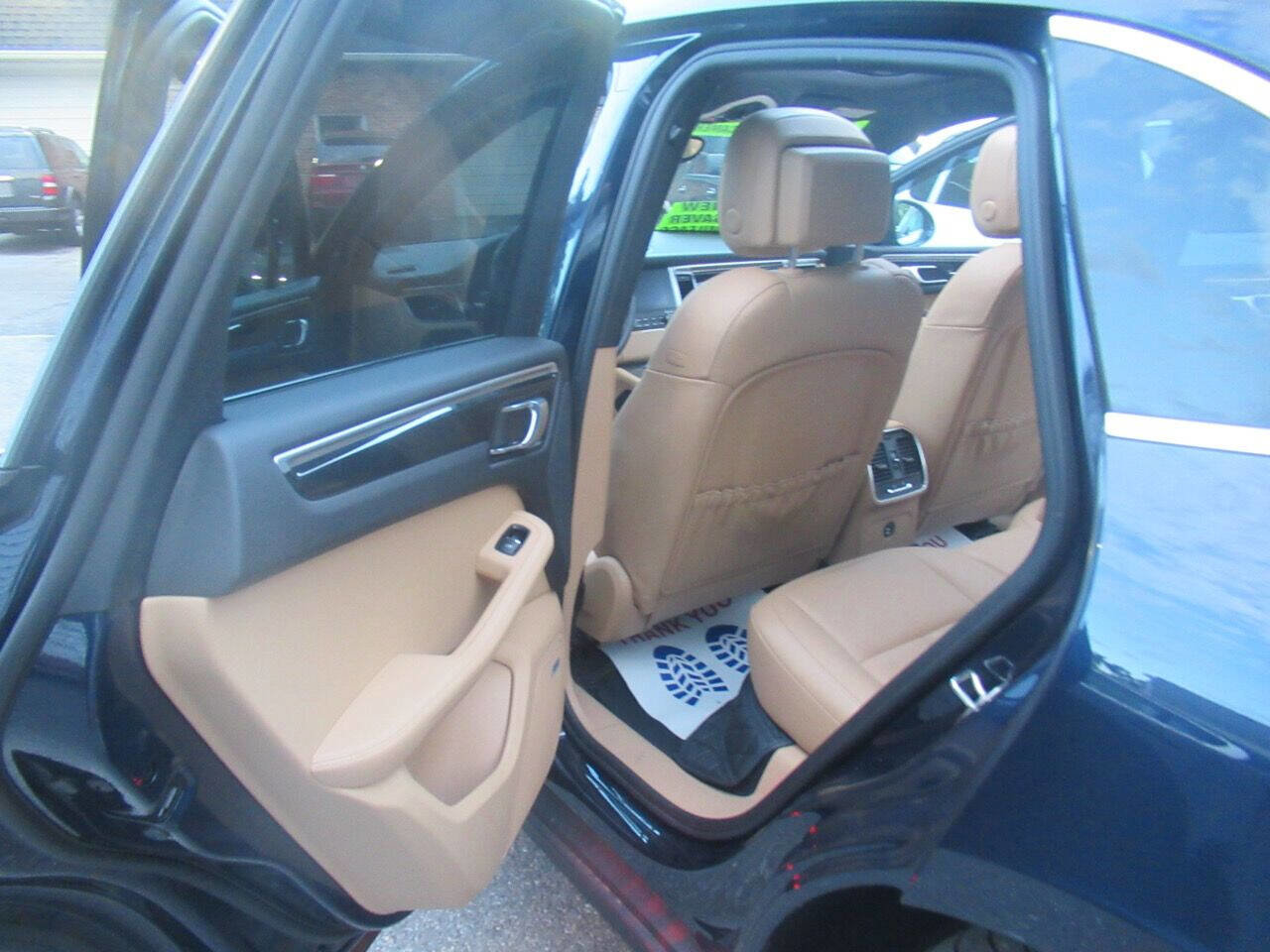 Used 2018 Porsche Macan S image 36