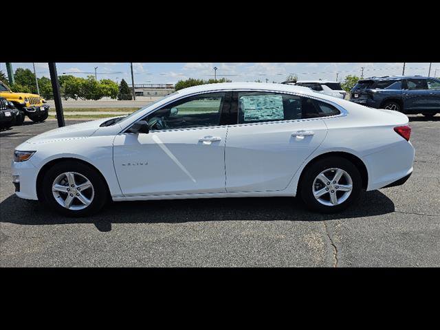 New 2025 Chevrolet Malibu LS image 6