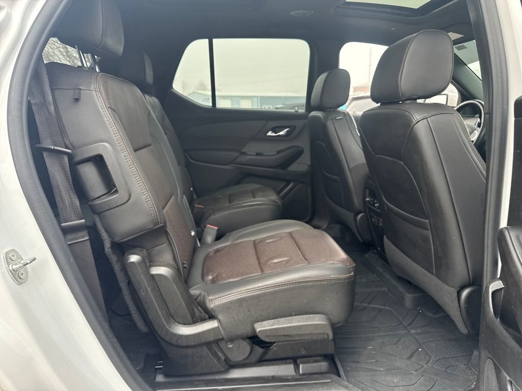 Used 2023 Chevrolet Traverse High Country w/ LPO, Floor Liner Package image 12