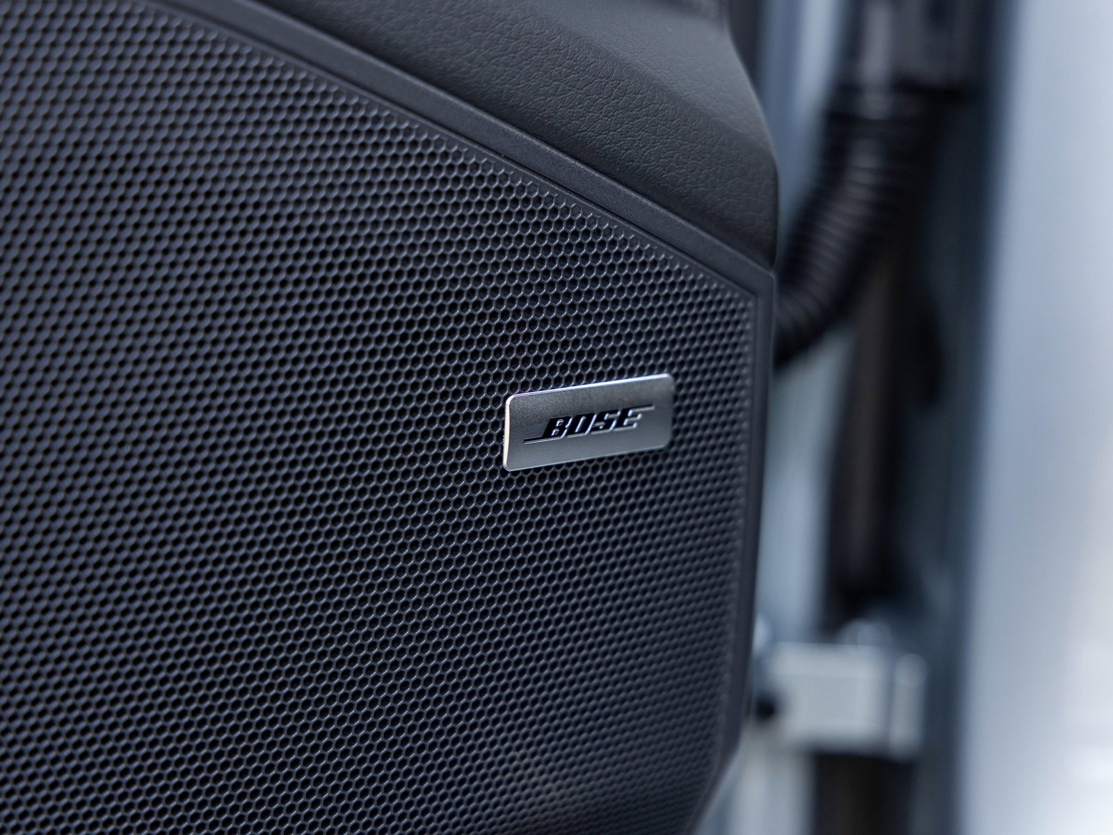 New 2026 Porsche Cayenne Coupe image 24