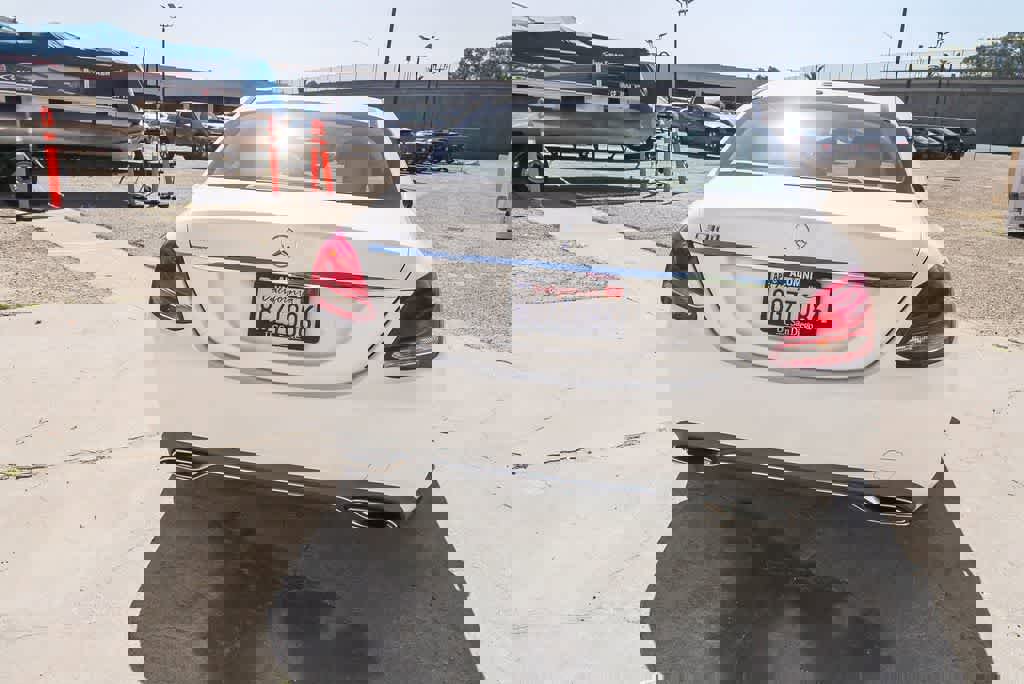 Used 2015 Mercedes-Benz C 300 Sedan image 8