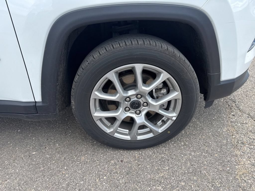 Used 2025 Jeep Compass Limited AWD/4WD image 19