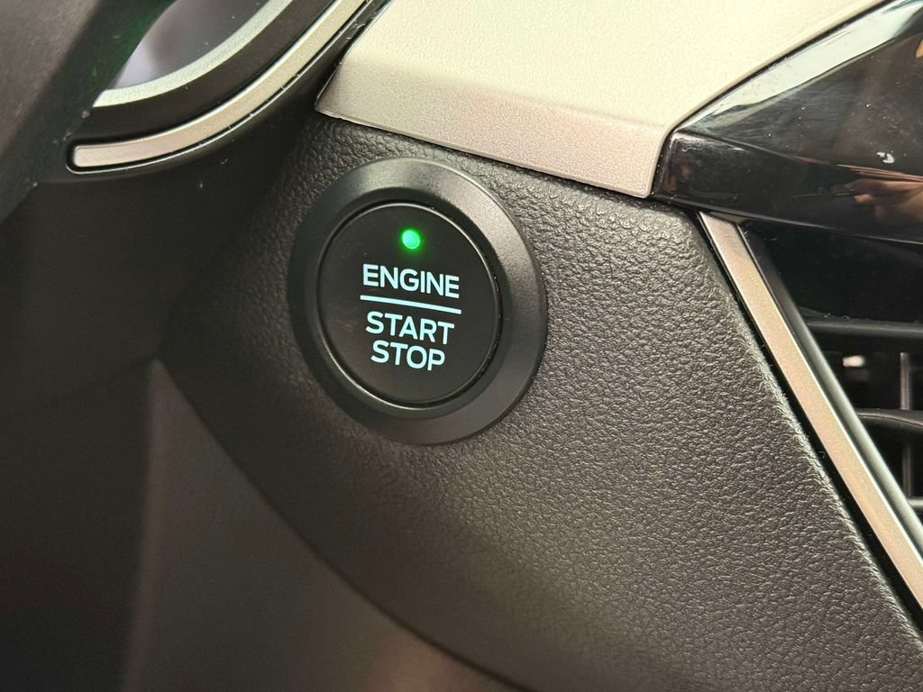 Used 2020 Ford Escape SEL FWD image 26