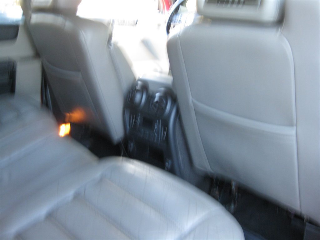 Used 2005 HUMMER H2 w/ Preferred Equipment Group image 36
