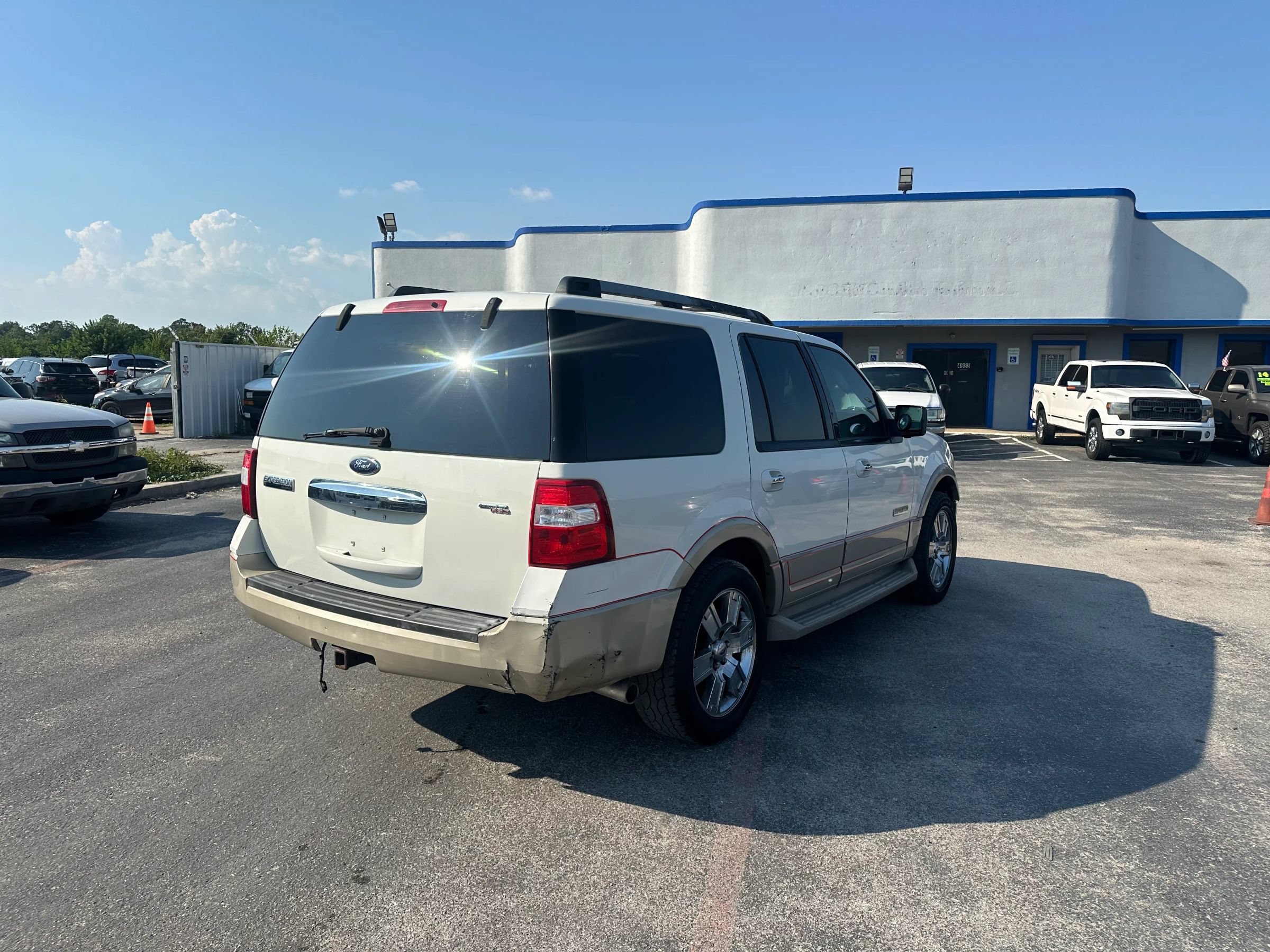 Used 2008 Ford Expedition Eddie Bauer RWD image 5