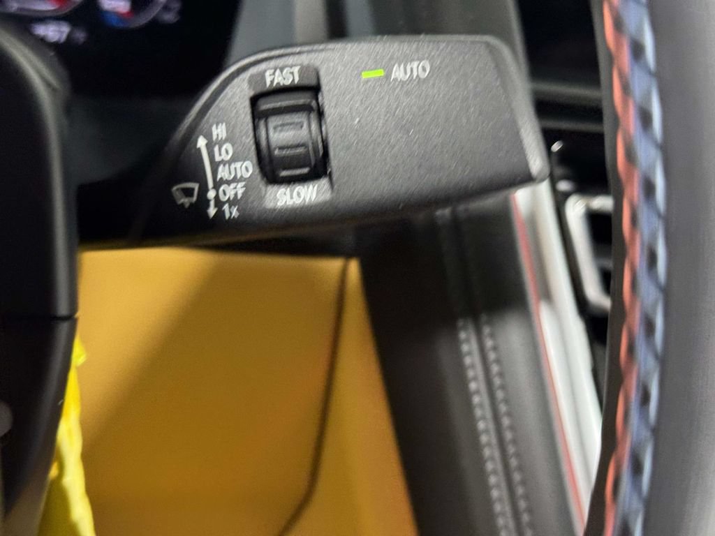 Used 2022 BMW M8 Competition w/ M Carbon Exterior Package AWD/4WD image 20