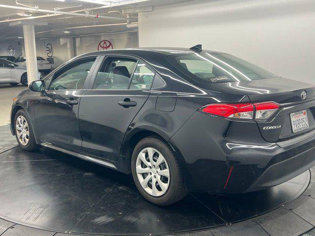 Certified 2025 Toyota Corolla LE video 3
