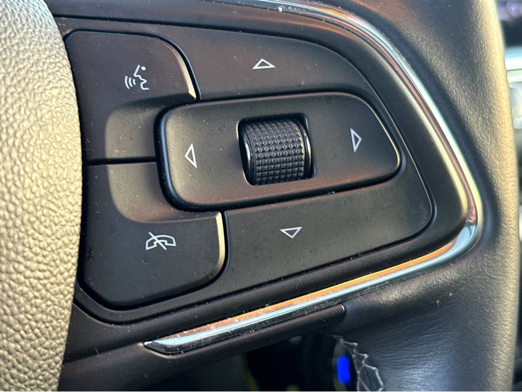 Used 2023 Buick Encore GX Essence w/ Experience Buick Package image 21