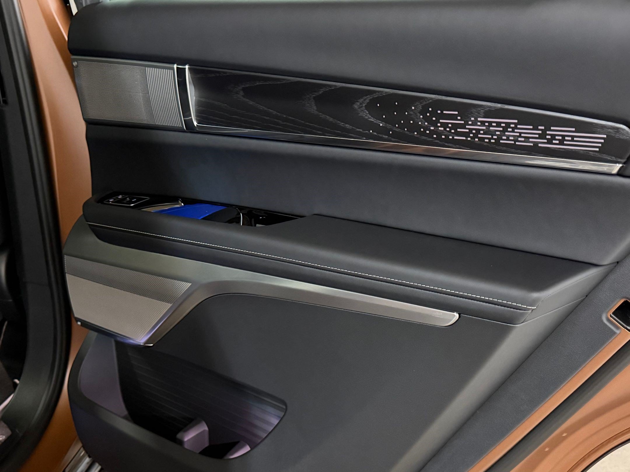 New 2027 Cadillac Vistiq Platinum AWD/4WD image 58