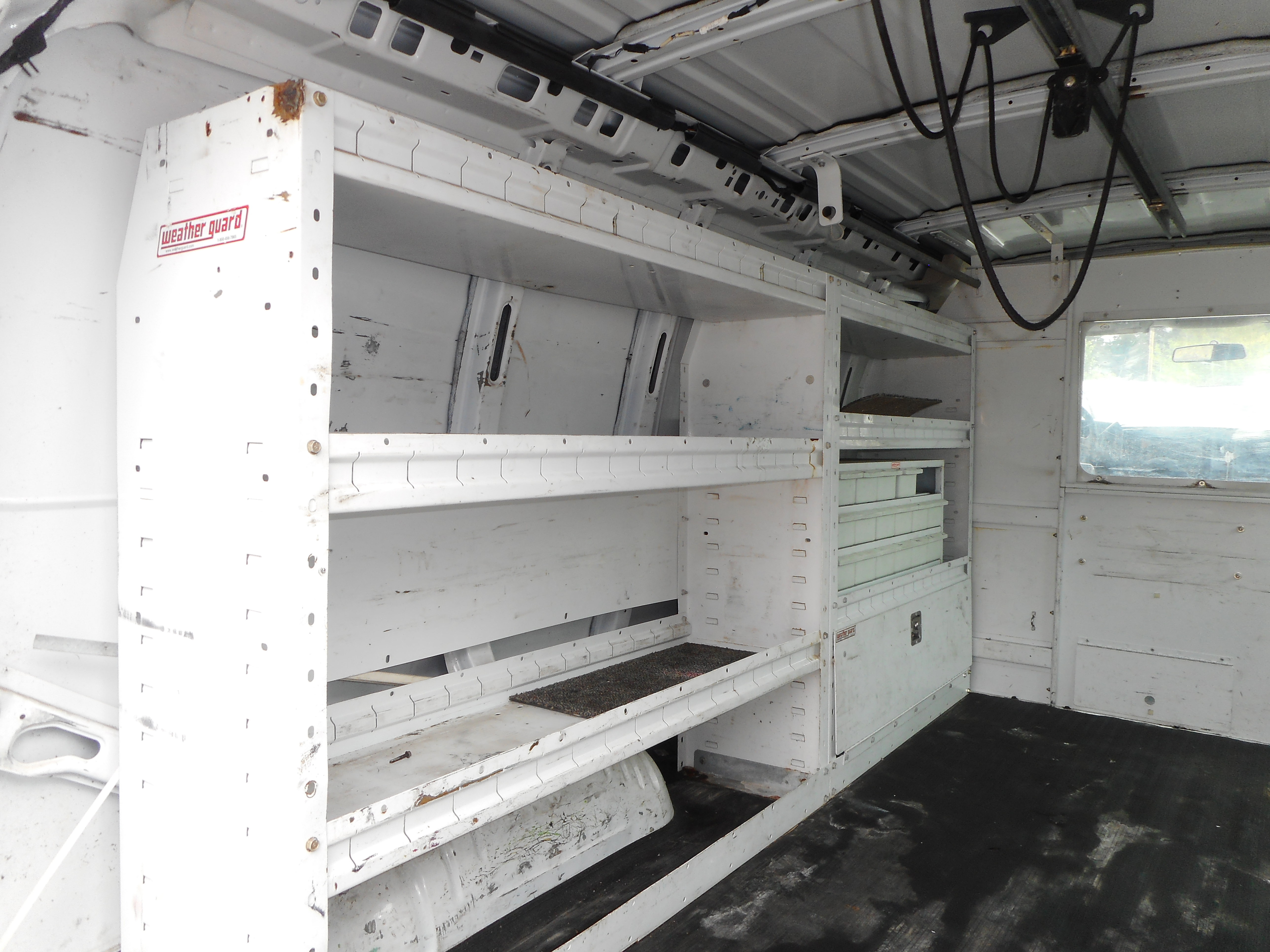 Used 2007 Chevrolet Express 2500 RWD image 17