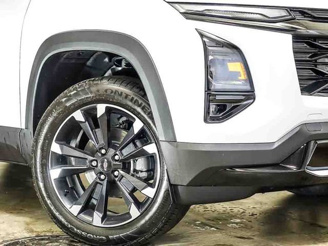 New 2027 Chevrolet Equinox RS w/ Safety and Technology Package FWD image 4