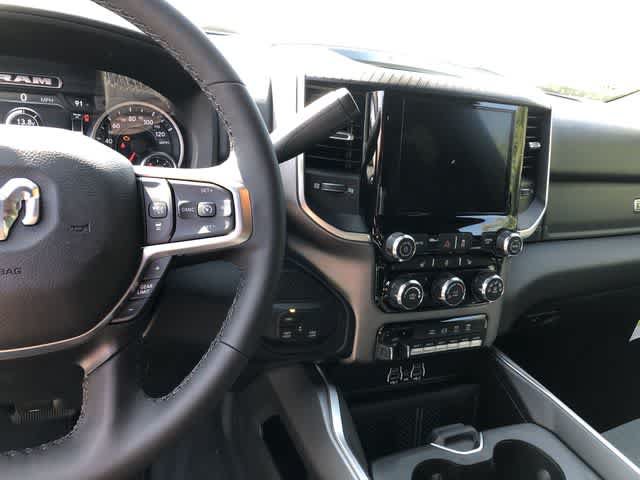 New 2026 RAM 3500 Big Horn AWD/4WD image 15