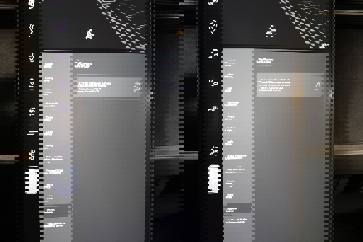 Used 2023 Fisker Ocean Extreme image 25