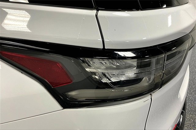 Used 2020 Chevrolet Traverse Premier w/ Redline Edition image 24