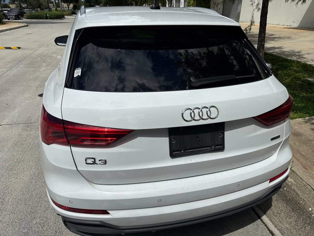 Used 2024 Audi Q3 2.0T Premium w/ Convenience Package AWD/4WD image 7