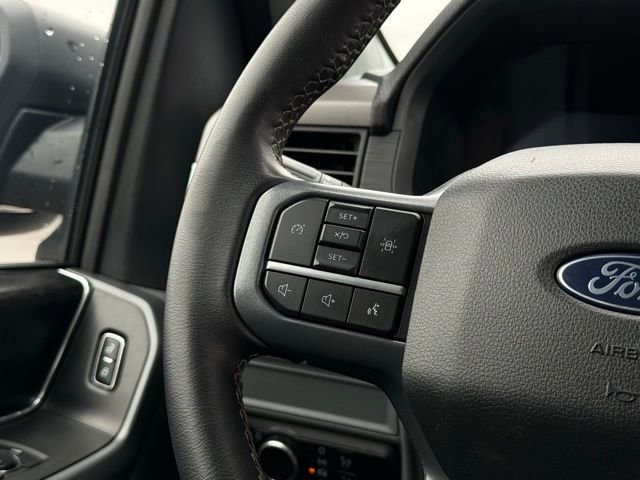Used 2025 Ford F150 Lightning XLT AWD/4WD image 12