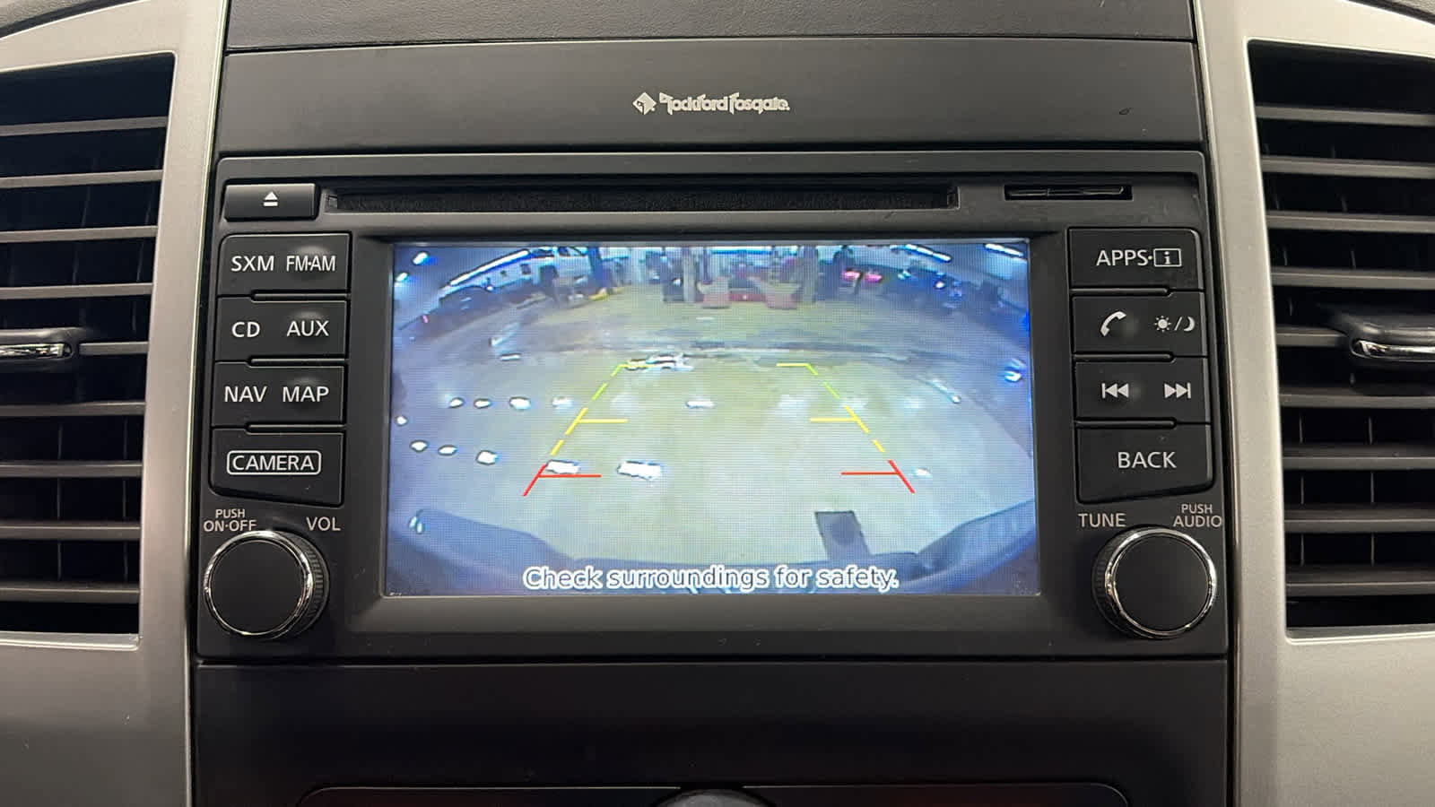 Used 2020 Nissan Frontier PRO-4X image 15