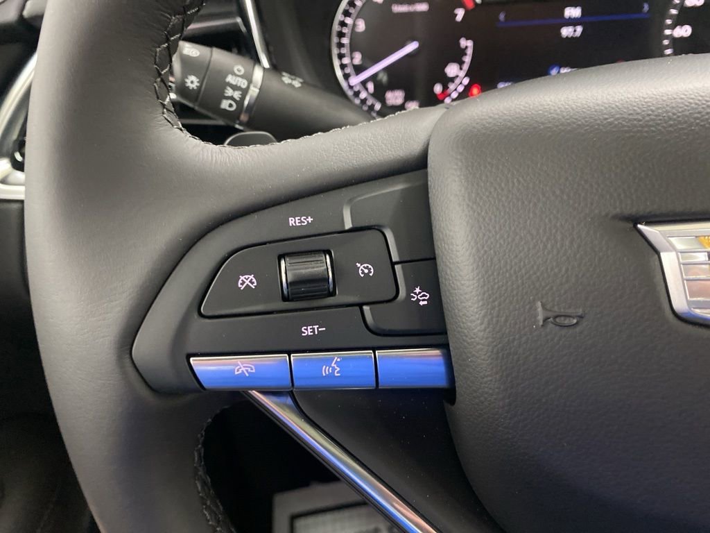 New 2025 Cadillac XT6 Luxury image 41