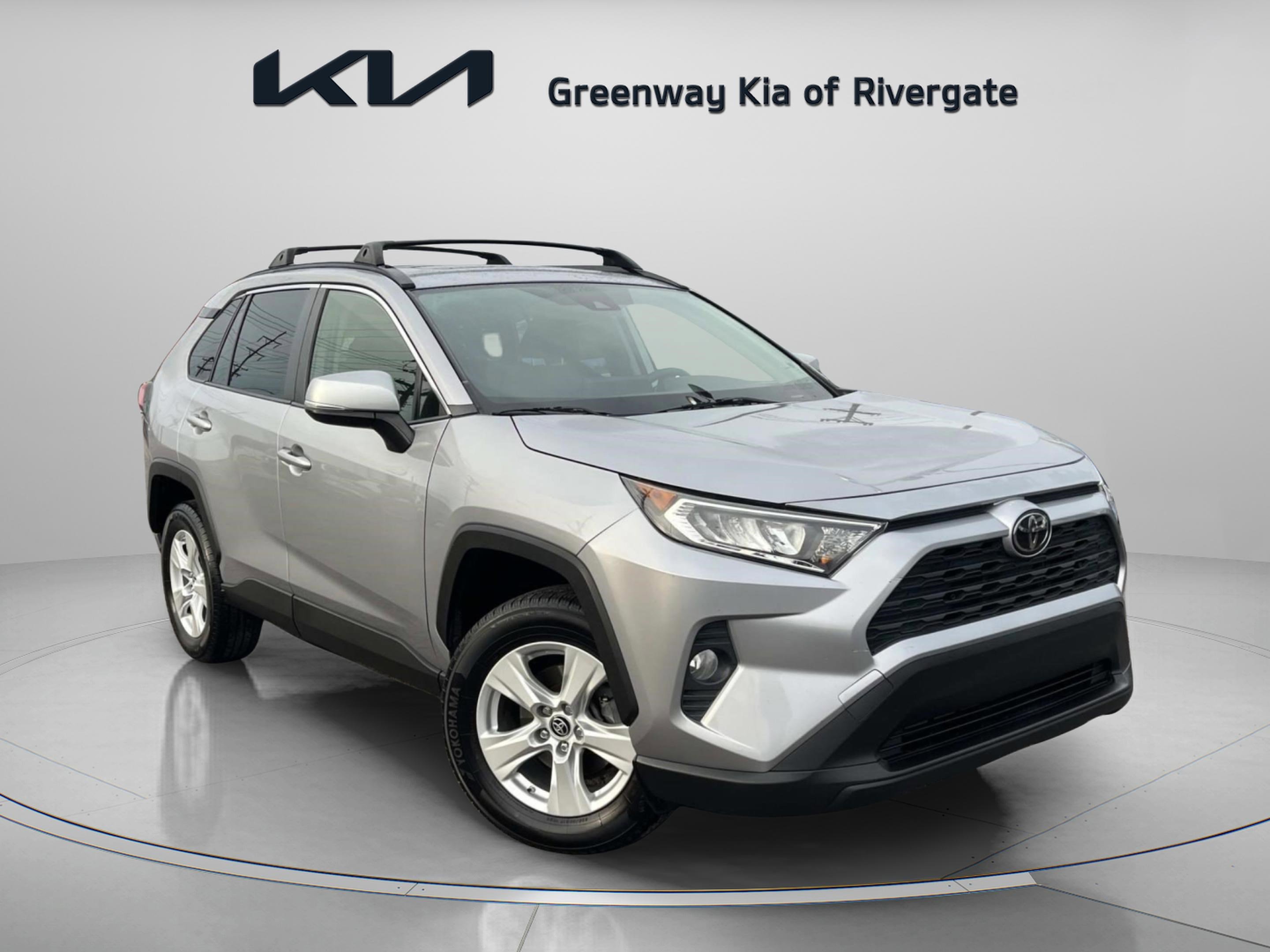 Used 2019 Toyota RAV4 XLE w/ Phone Cable & Charge Package image 1