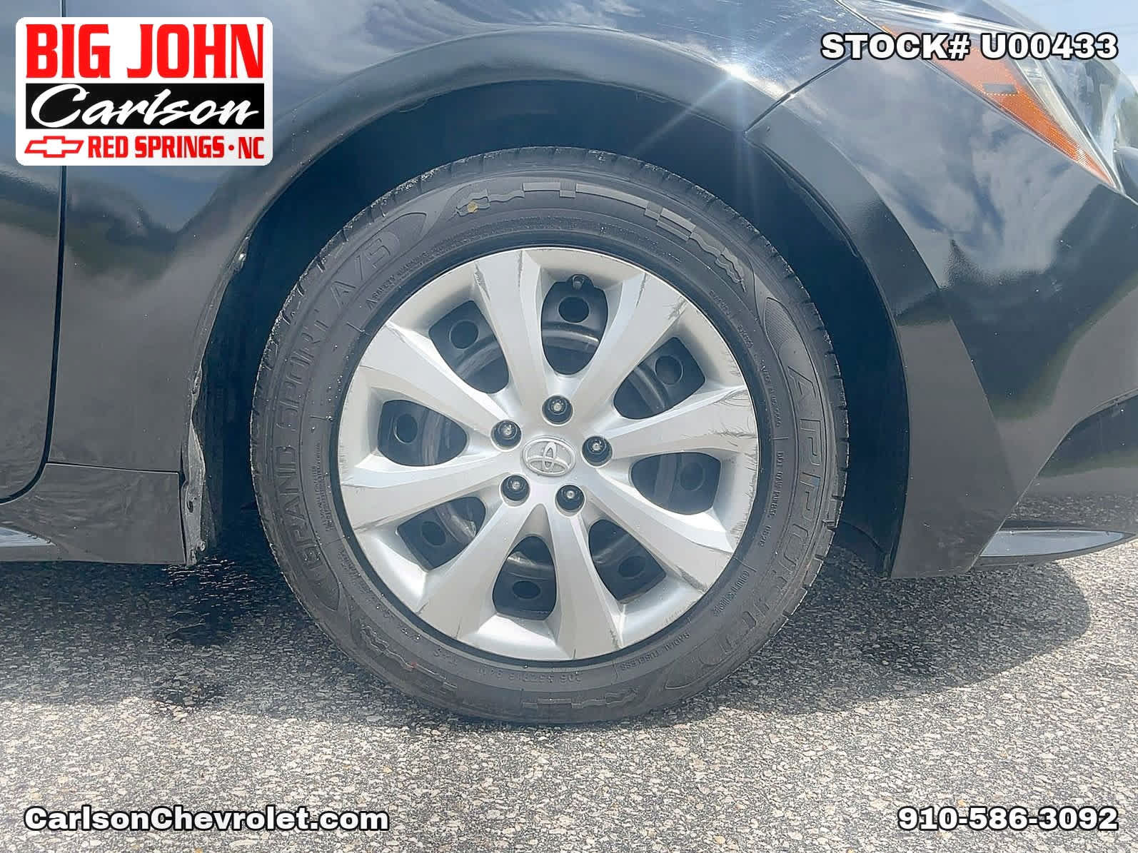 Used 2020 Toyota Corolla LE FWD image 37