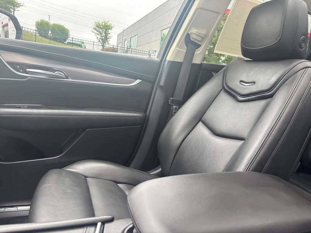 Used 2018 Cadillac XT5 Luxury AWD/4WD image 28
