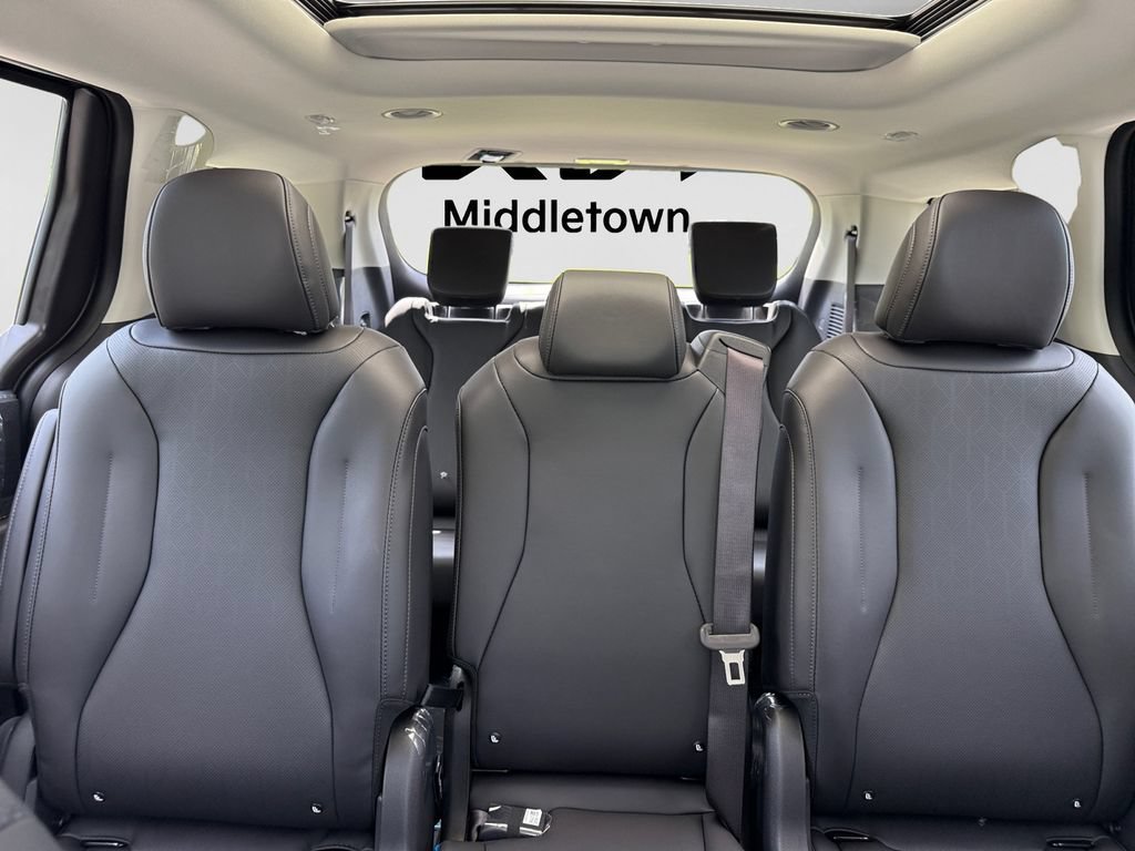 New 2027 Kia Carnival SX FWD image 19