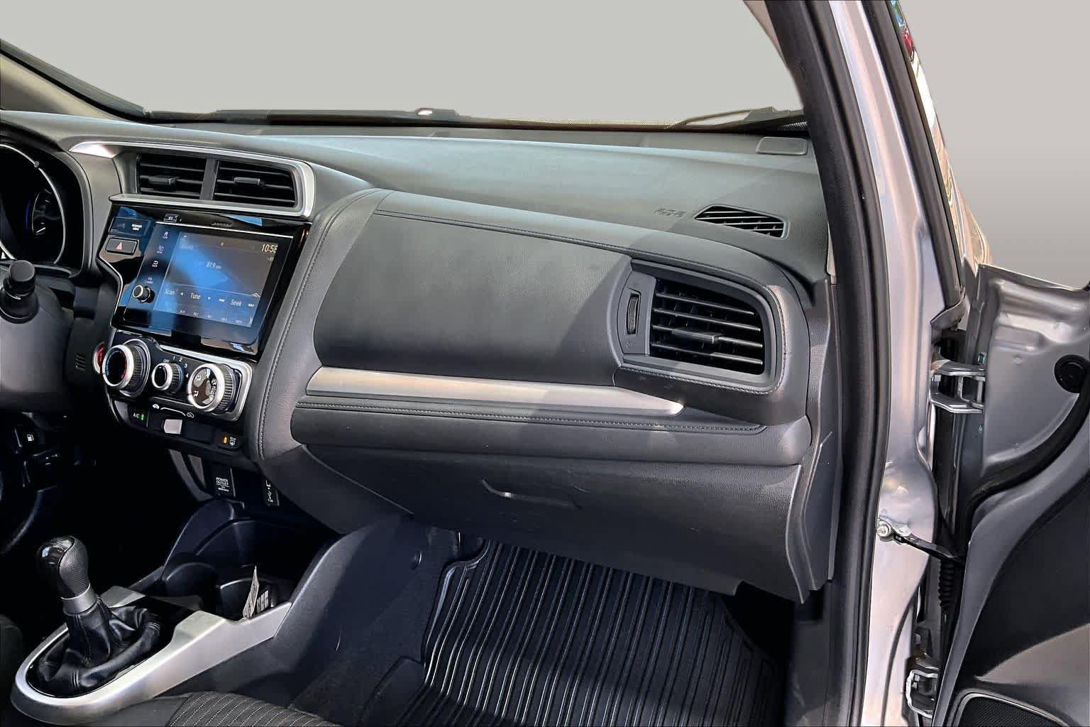 Used 2018 Honda Fit EX image 18