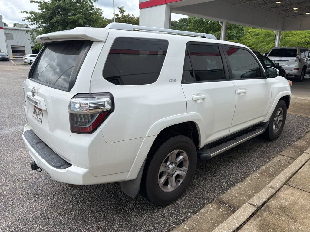 Used 2018 Toyota 4Runner SR5 Premium RWD image 3