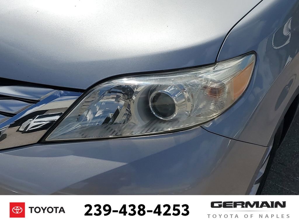 Used 2012 Toyota Sienna Limited w/ Premium Pkg image 15