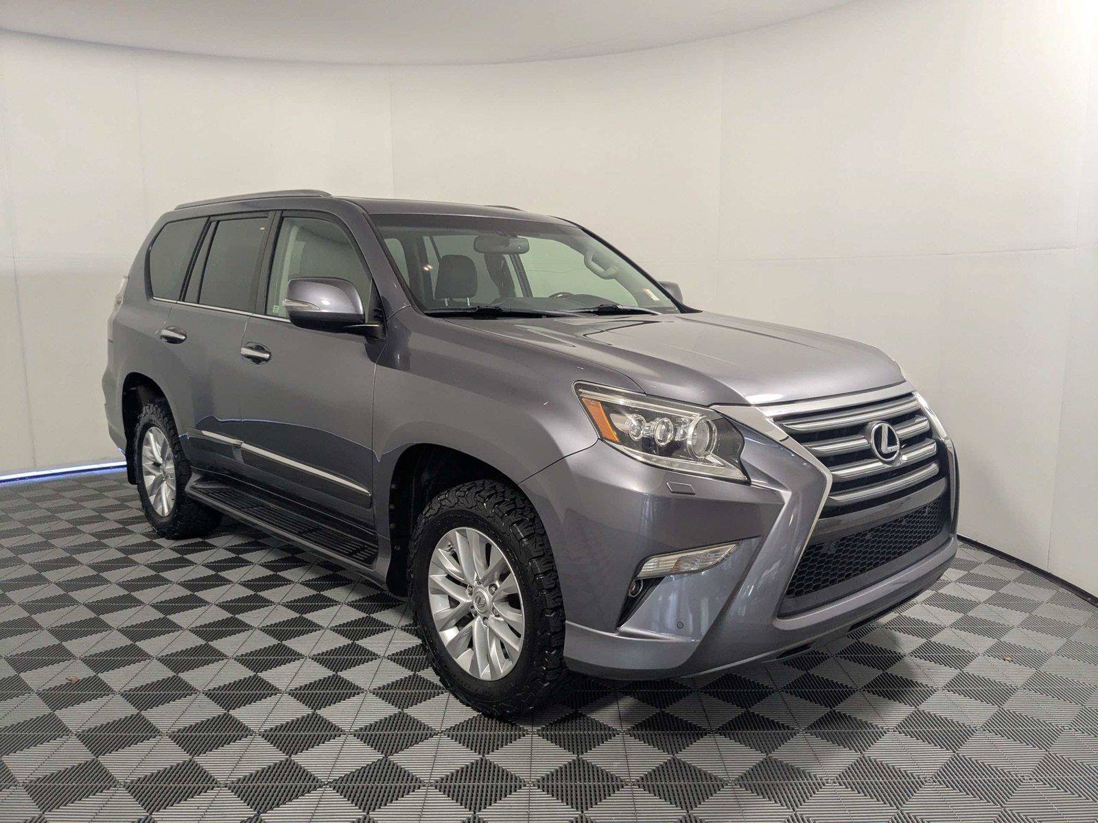 Used 2019 Lexus GX 460 Premium AWD/4WD image 3