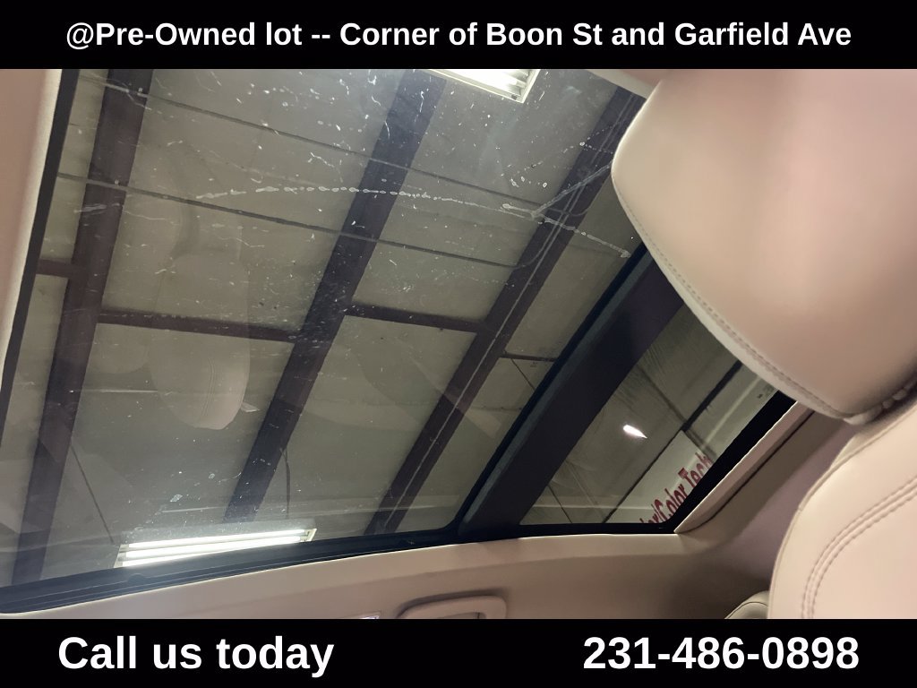 Used 2021 Lincoln Corsair AWD w/ Premium Package image 13
