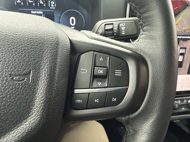 New 2025 Ford Ranger Lariat w/ Black Appearance Package image 15