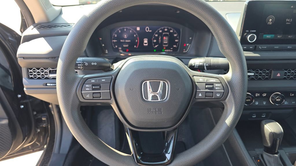 Used 2023 Honda Accord EX image 14