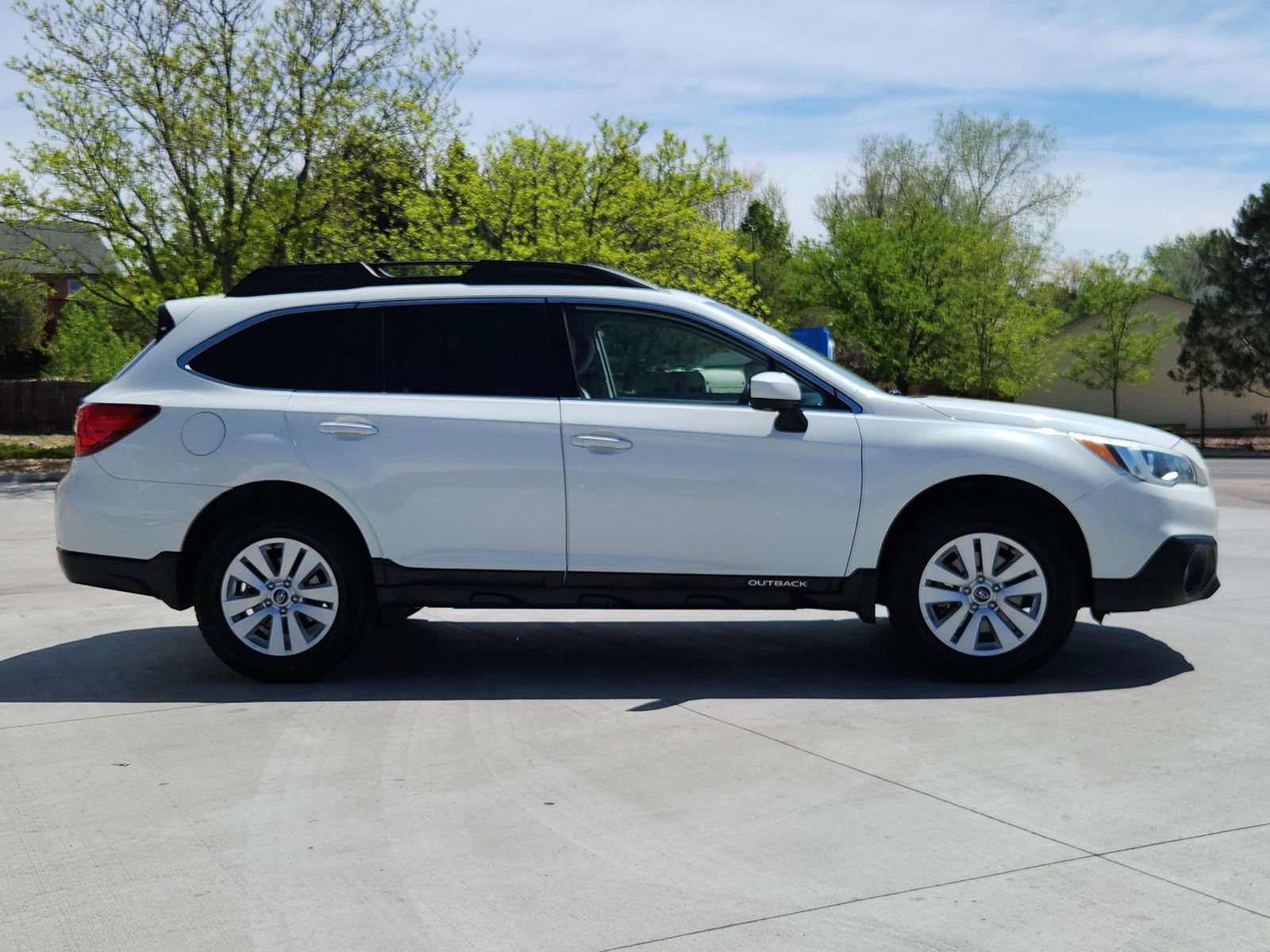 Used 2015 Subaru Outback 2.5i Premium w/ Popular Package #3 AWD/4WD image 6
