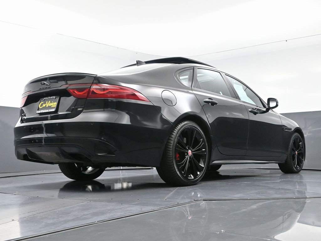 Used 2022 Jaguar XF R-Dynamic SE image 57