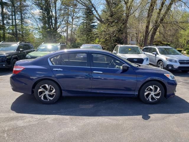 Used 2017 Honda Accord LX image 2