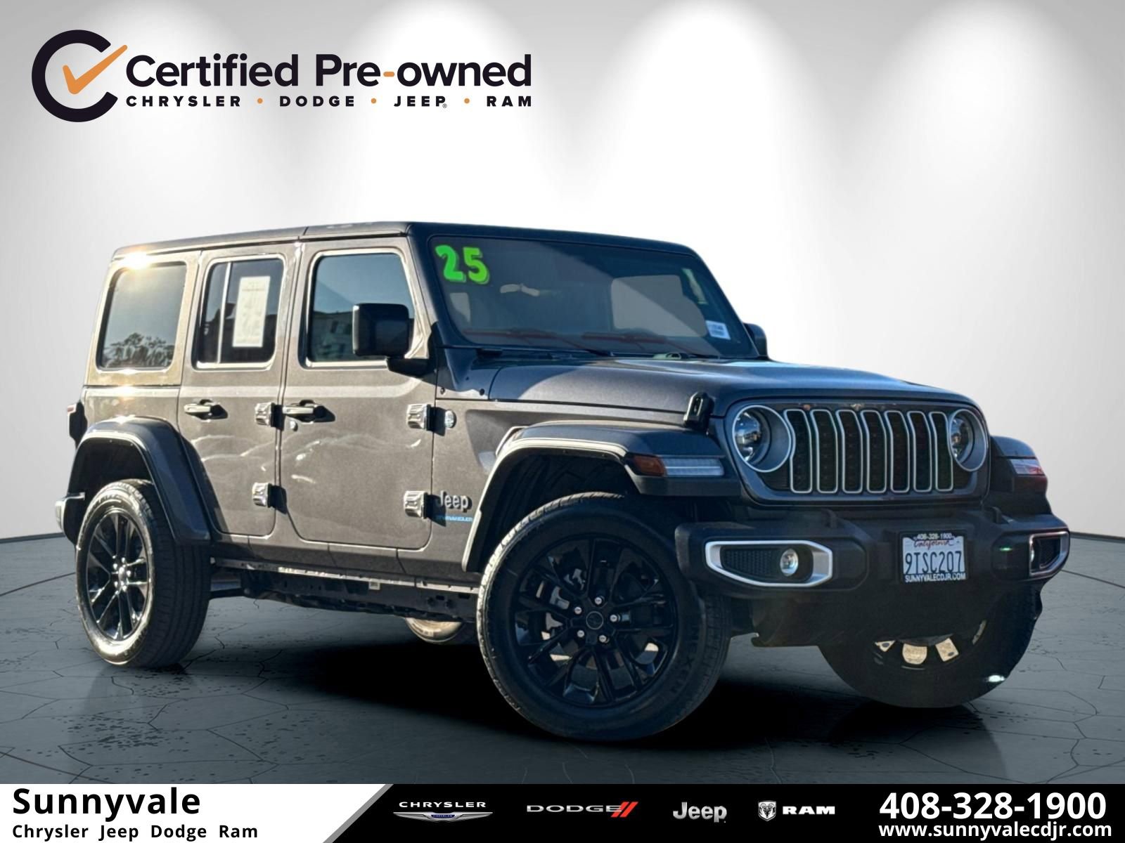 Used 2025 Jeep Wrangler Unlimited Sahara w/ Safety Group image 1