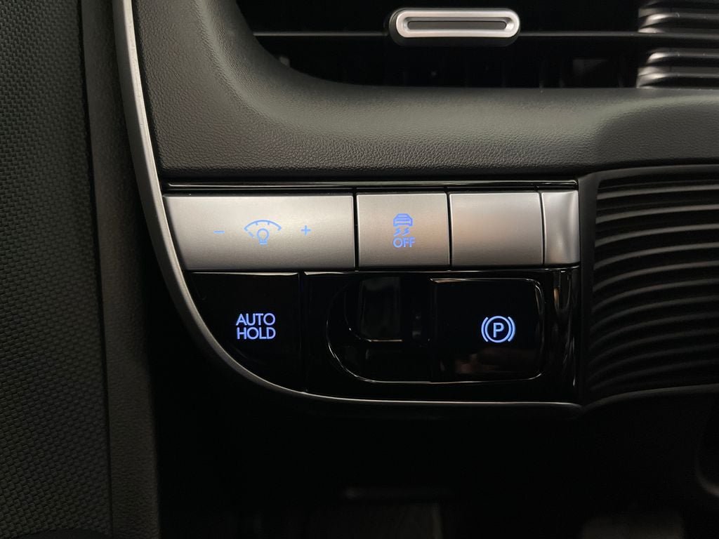 Certified 2024 Hyundai Ioniq 5 SE RWD image 30