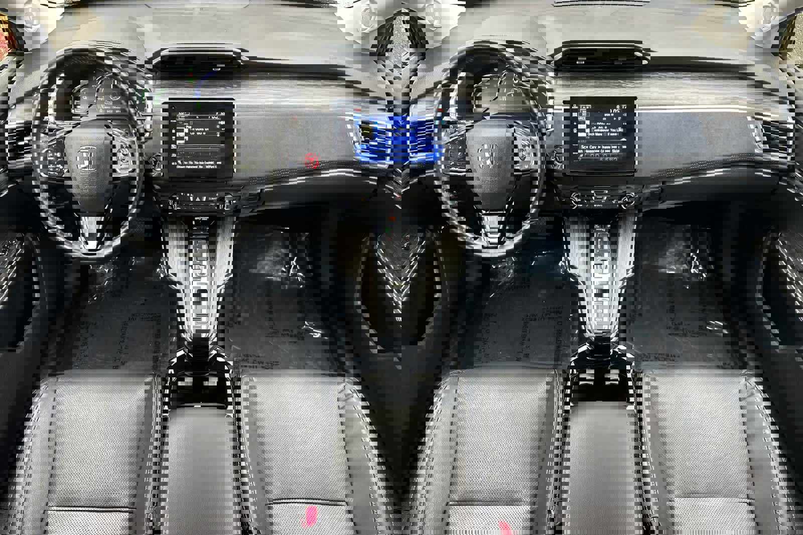 Used 2020 Honda Clarity Touring image 3