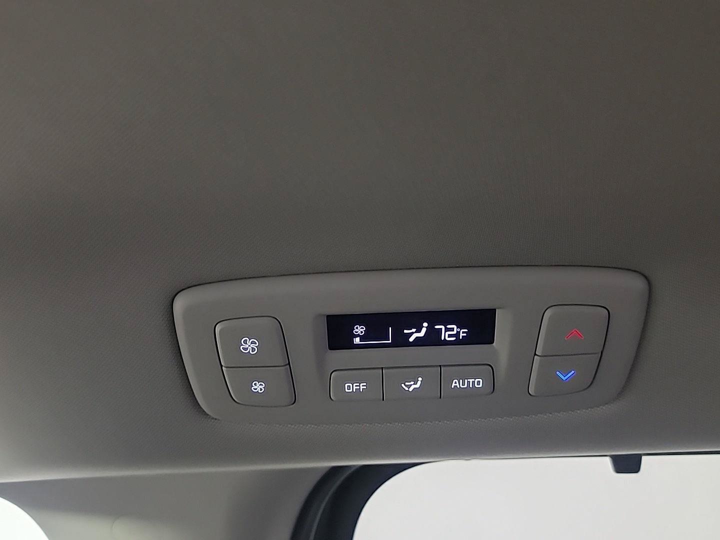 Used 2025 Kia Carnival SX FWD image 26