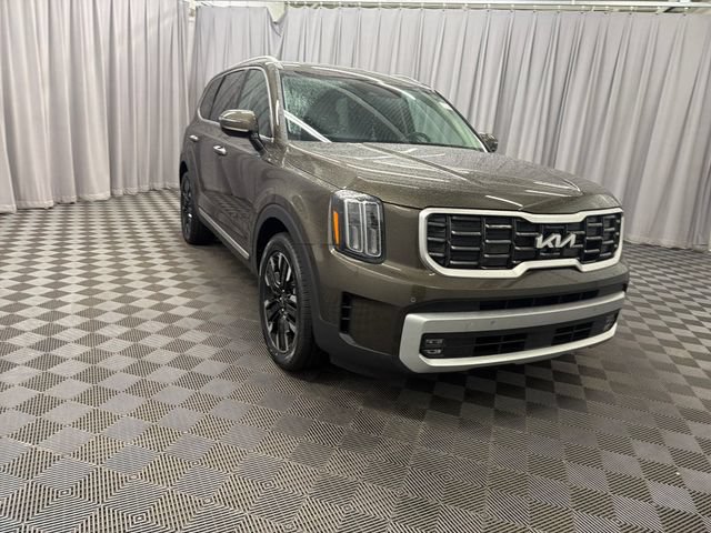 Certified 2024 Kia Telluride SX Prestige AWD/4WD image 3