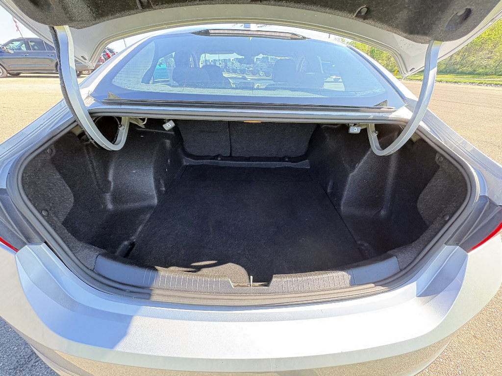 Used 2020 Chevrolet Malibu RS image 15