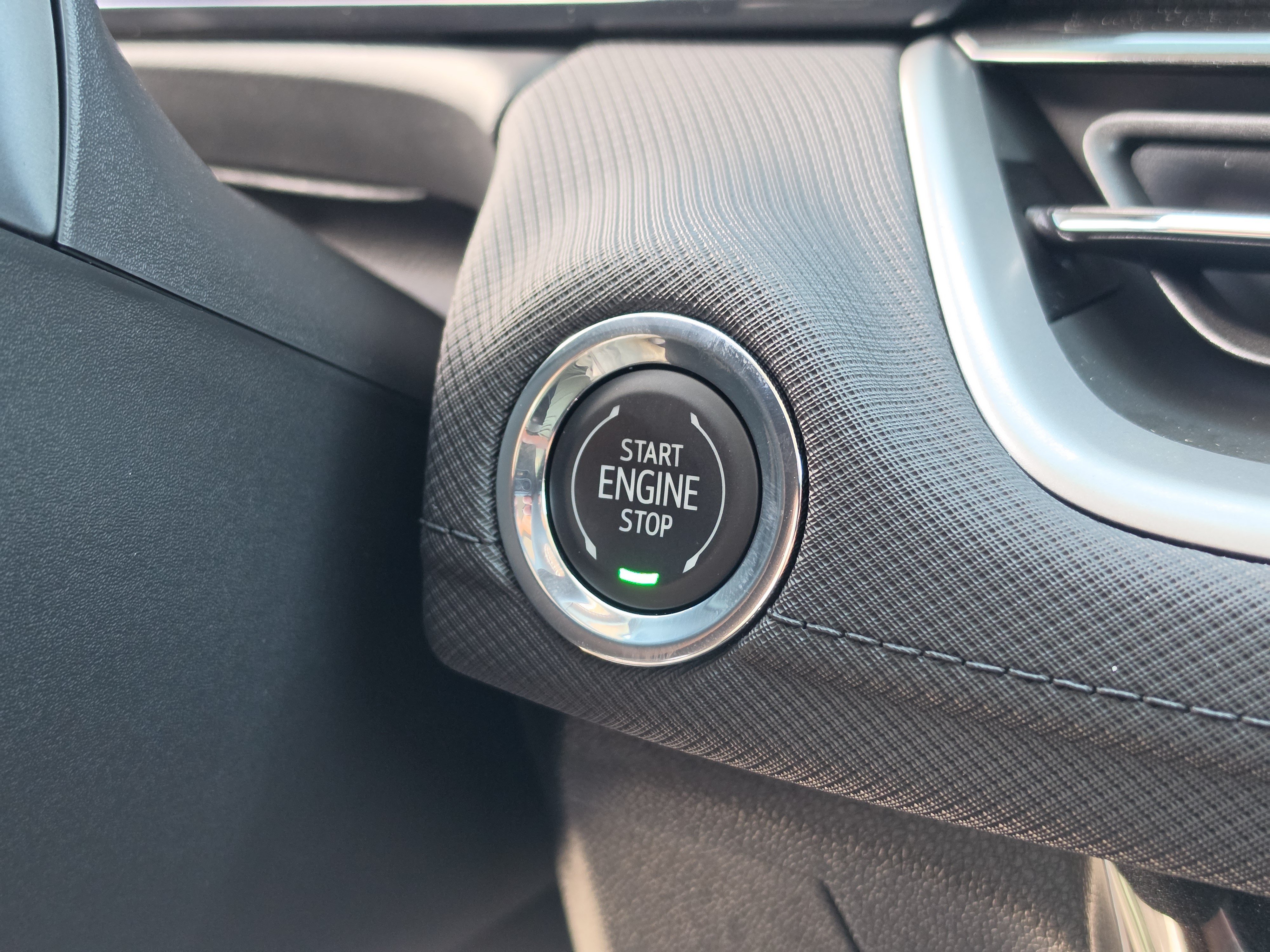 New 2026 Chevrolet TrailBlazer LT w/ LT Cold Weather Package FWD image 35