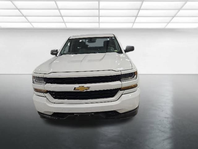 Used 2016 Chevrolet Silverado 1500 Custom w/ Custom Convenience Package AWD/4WD image 10