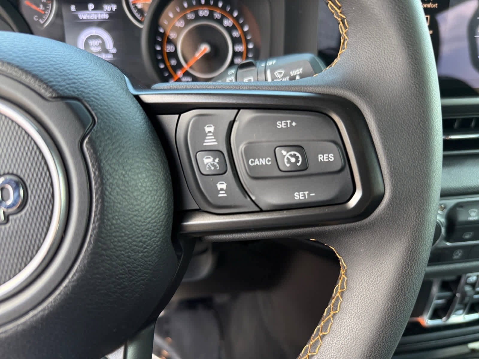Used 2024 Jeep Wrangler Unlimited Sport AWD/4WD image 23