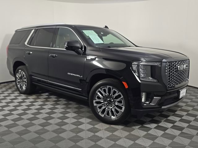 Used 2023 GMC Yukon Denali Ultimate AWD/4WD image 9
