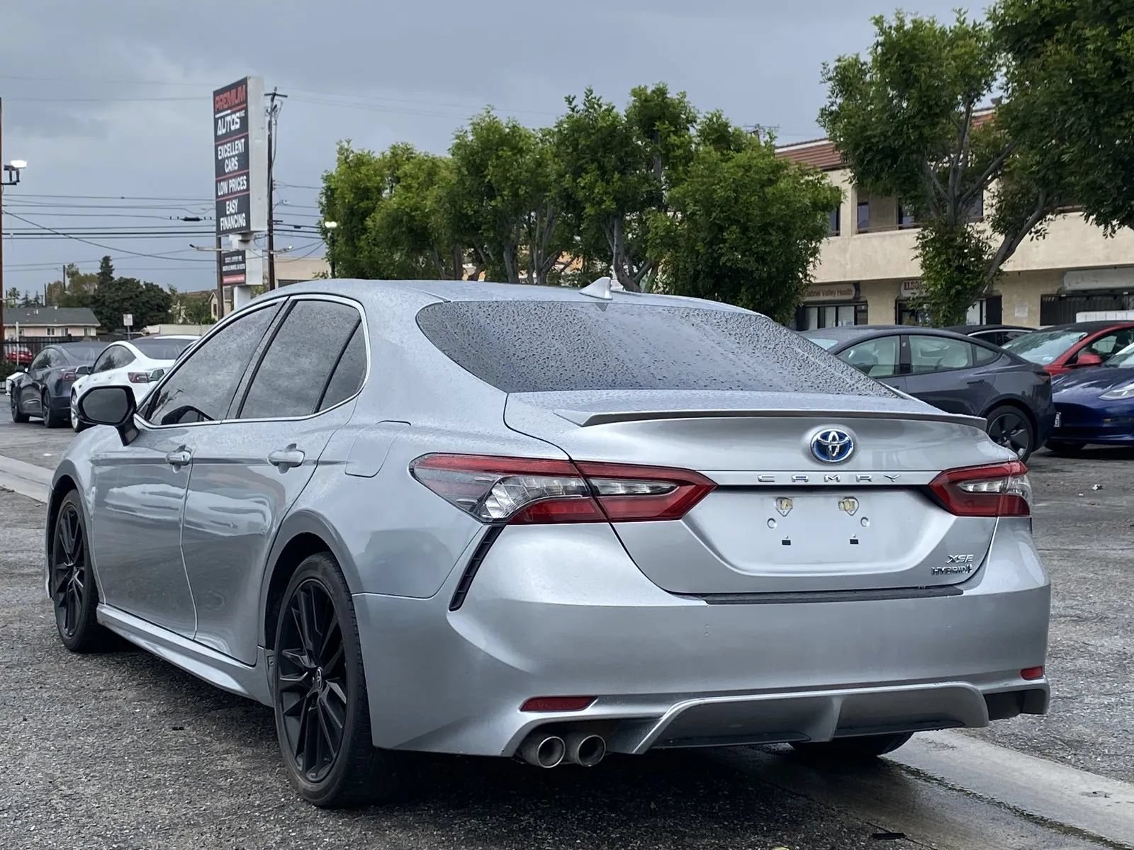 Used 2022 Toyota Camry XSE w/ Navigation Upgrade Package FWD image 2