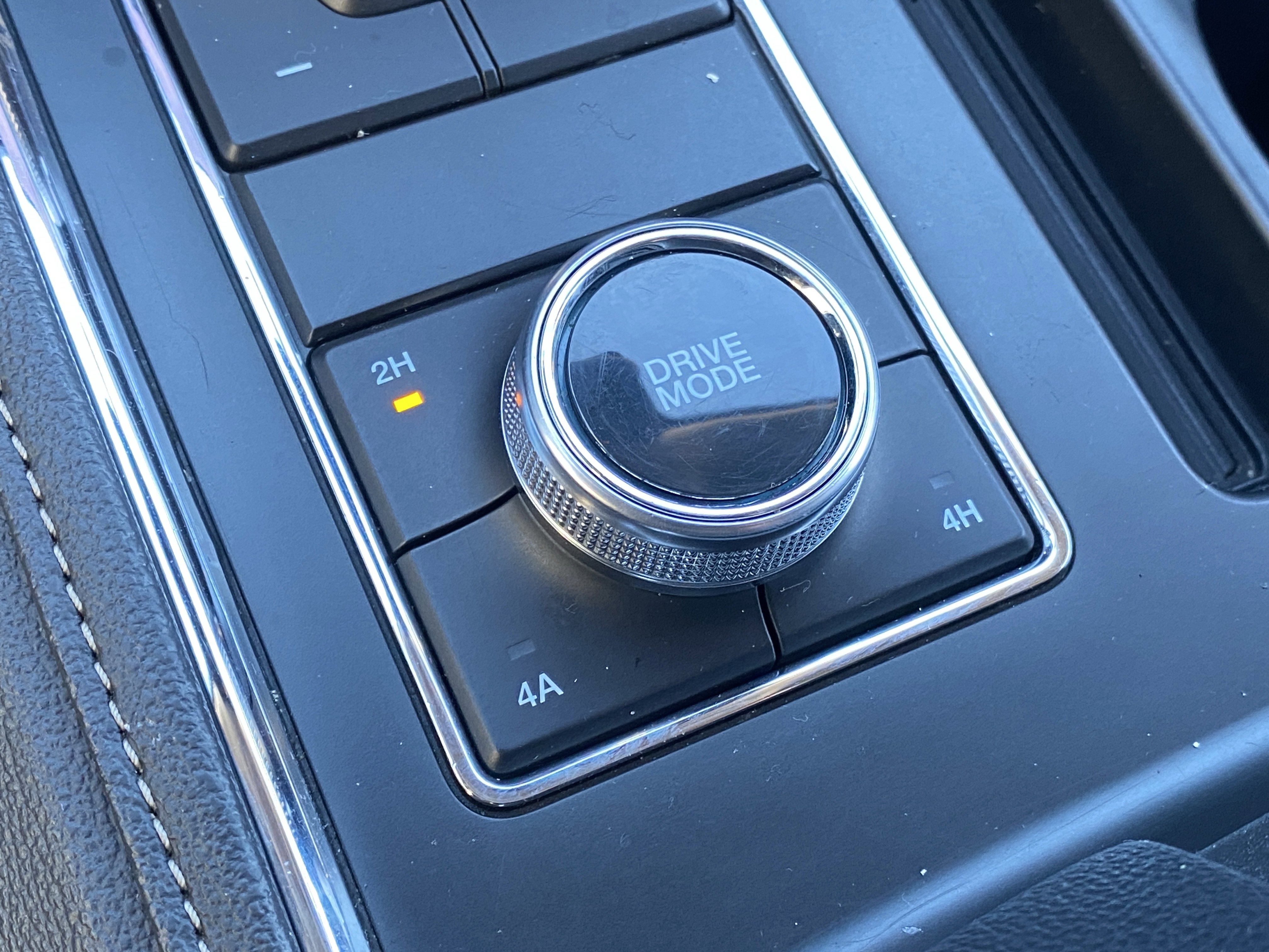 Used 2024 Ford Expedition XLT image 24